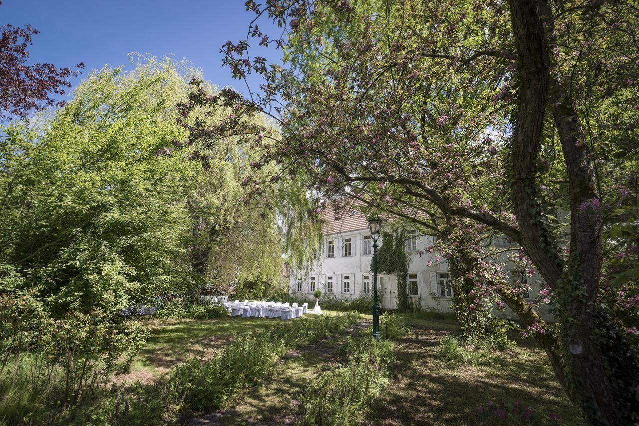Hotel Schloss Romrod Exterior photo